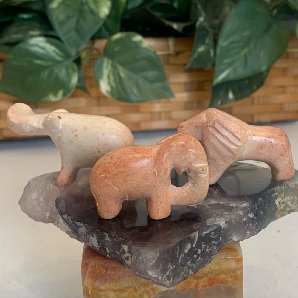 3 Mini Soapstone Carved Wild Animals Zoo Safari Animal Carvings Hippo Lion Trio